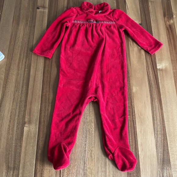 Ralph Lauren Holiday Pajamas - Set of 2 - Picture 2 of 13